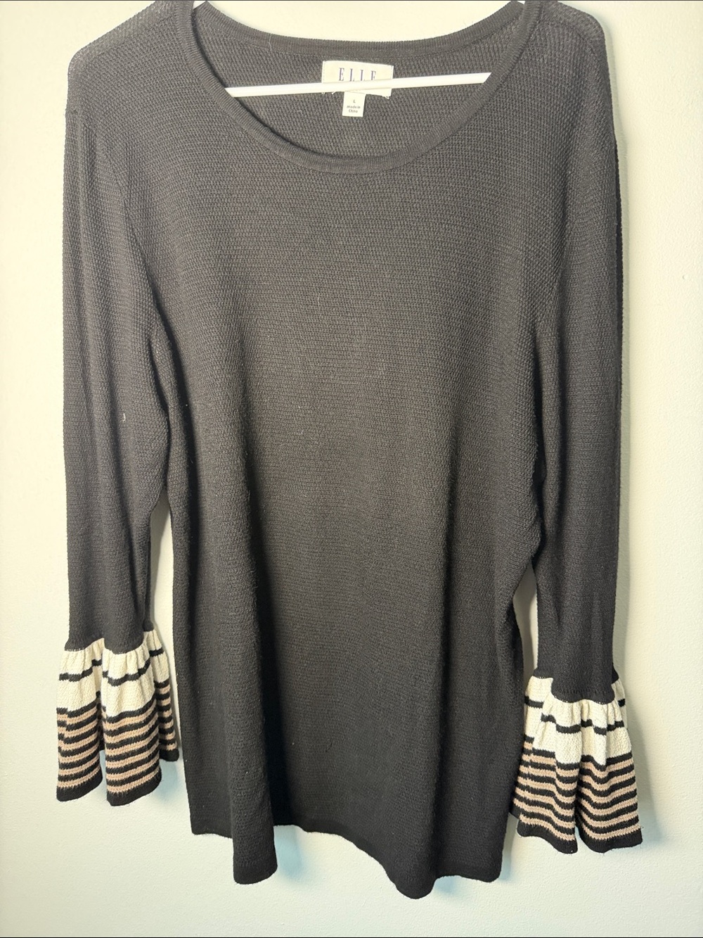 Elle Black Long-Sleeve Top with Striped Ruffle Cuffs Sz L